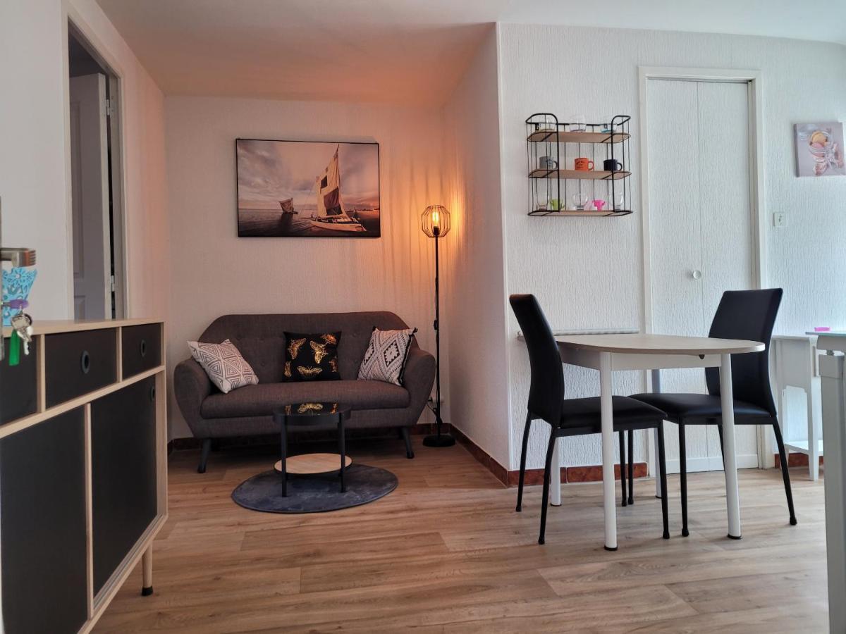 Une Pause Chez Rosie Appartamento Carcassonne Esterno foto